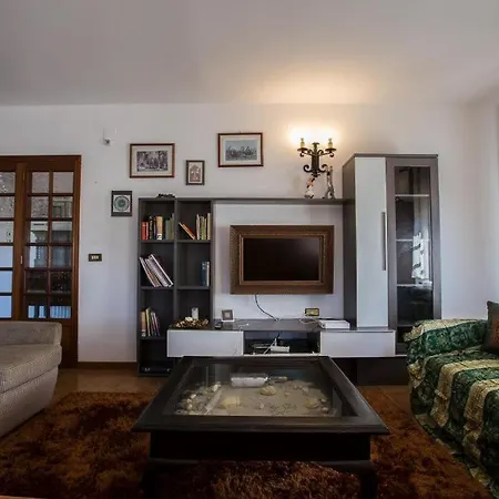 Holiday home Chalet Paxarinas