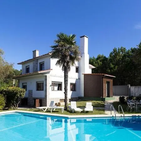 Holiday home Chalet Paxarinas